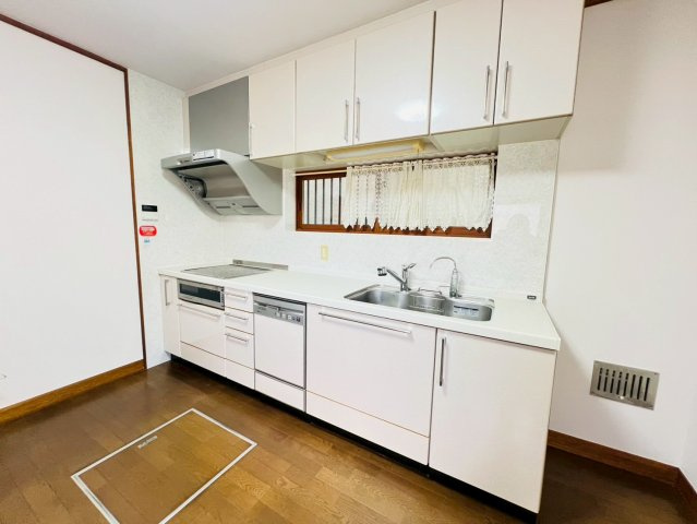 五色山3丁目戸建のキッチン