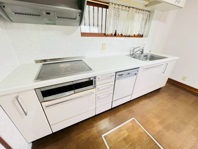 五色山3丁目戸建のキッチン