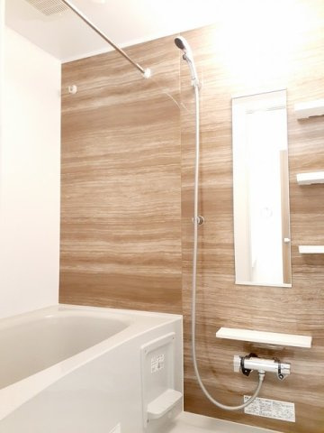 【賃貸アパート】ボヌールの浴室|日々の暮らしに欠かせないお風呂です