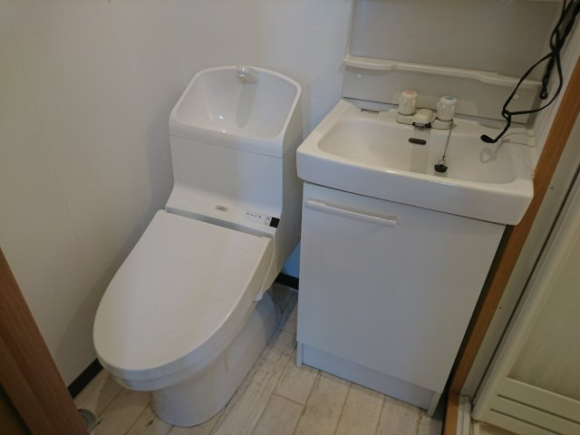 中葛西ハイツの洗面所