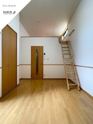 ピュア別府七番館の居間・リビング