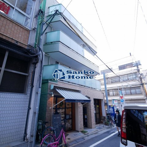 ソレイユ蔵前の外観