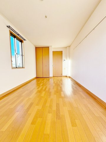 ルーデェの寝室