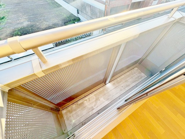 ルーデェのバルコニー