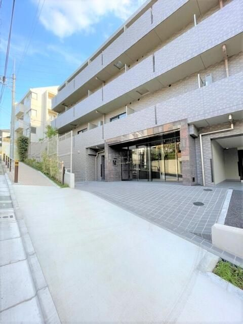 ルーブル東武練馬弐番館のエントランス