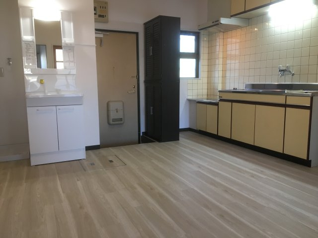 アビタシオン扇の居間・リビング|LDK・10帖