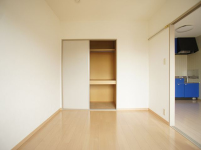 【寝室】 | ハイステージさつきＡ | 清潔感のあるきれいな洋間です♪