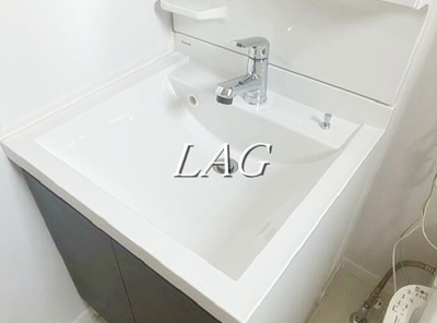 【洗面所】 | 02レジデンス竹ノ塚A棟 | 洗面台です。