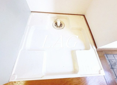 【設備】 | Ｆｏｒｅｓｔ南大塚 | 室内洗濯機置き場です。