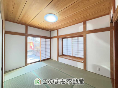 【和室】 | KEM宇都宮市砥上町1期 | お子様のお昼寝にも便利な和室です。大きな窓から暖かな日差しが差し込みます♪