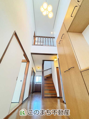 【内装】 | KEM宇都宮市砥上町1期 | 手すり付きで小さなお子様にも安心の階段スペースです☆
