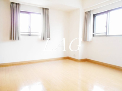 【寝室】 | クイーンズパレス東京中央 | 寝室です。