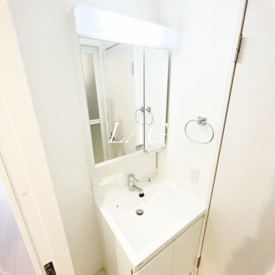 【洗面所】 | エムズ江北 | 独立洗面台です。