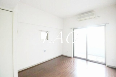 【居間・リビング】 | アーバイルプライムイースト | 洋室のお部屋です。