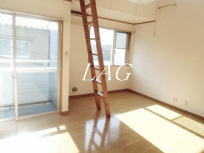 【居間・リビング】 | 清晋ＭＩＮＡＭＩ | 洋室のお部屋です。