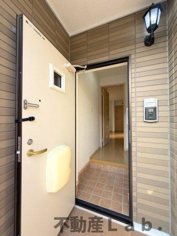 Ｐ’ＣＡＳＴＥＬＬＯ　Ａのエントランス