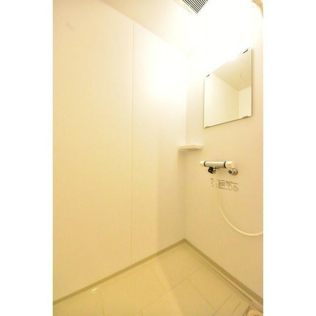 セレブラーレ町屋の浴室