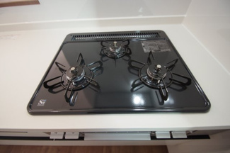 【キッチン】 | 【仲介手数料無料！！】府中市栄町２丁目　新築戸建て（全4棟）C号棟　5390万円