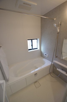 【浴室】 | 【仲介手数料無料！！】府中市栄町２丁目　新築戸建て（全4棟）C号棟　5390万円