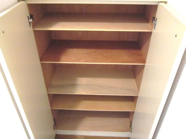 シューズボックスがあると靴が散らかりません