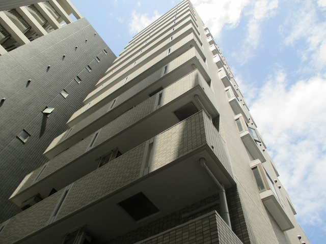 分譲マンションならではの重厚感ですね