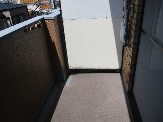 日当たりの良いバルコニーです