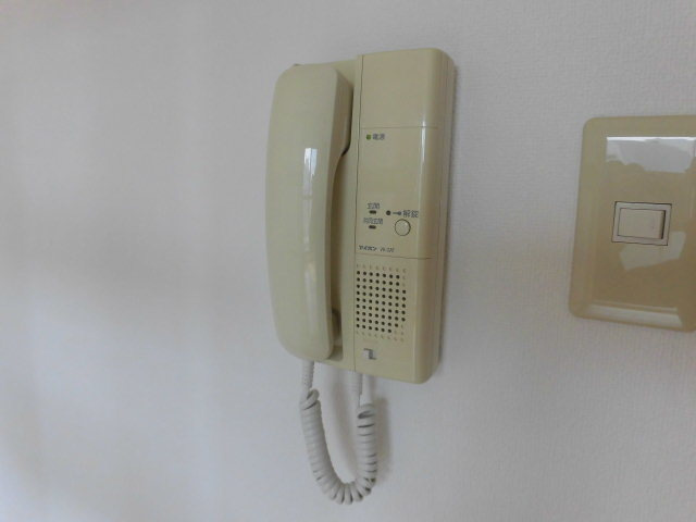 オートロック付きなので来客時も安心ですね