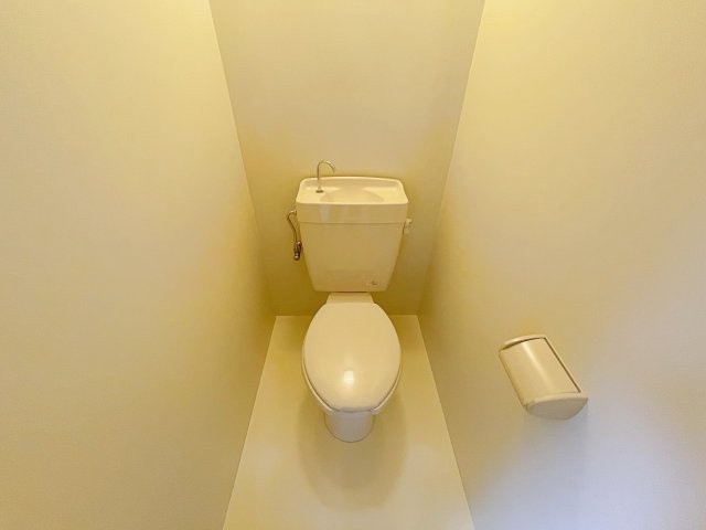 清潔感のあるトイレです