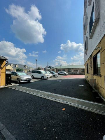 【駐車場】 | ヴィラ松ケ丘テナント