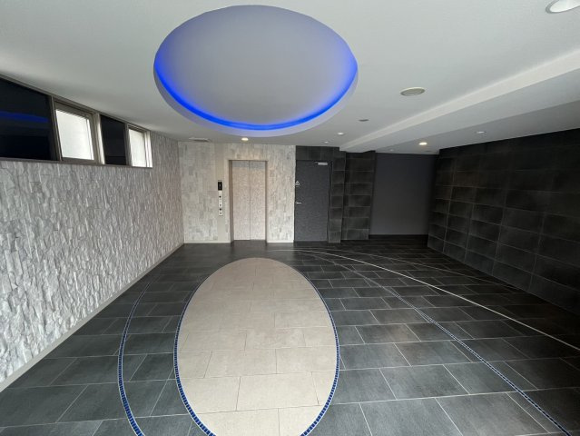 【エントランス】セレニテ新大阪プリエ