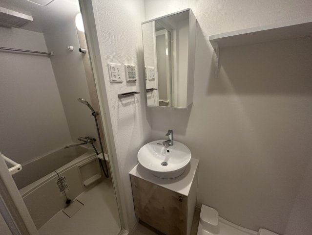 【独立洗面台】エスリード新大阪ザ・プレミアEAST