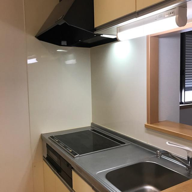 神戸市兵庫区石井町３丁目のアパートのキッチン