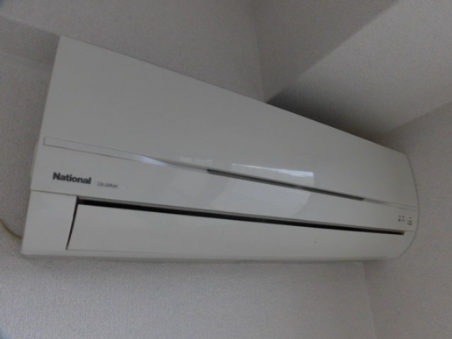 嬉しいエアコン付きです