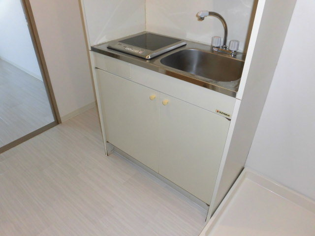 １口ＩＨヒーター付のキッチンです