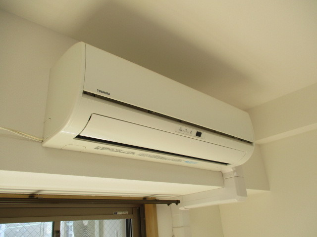 エアコン付きなので年中快適です