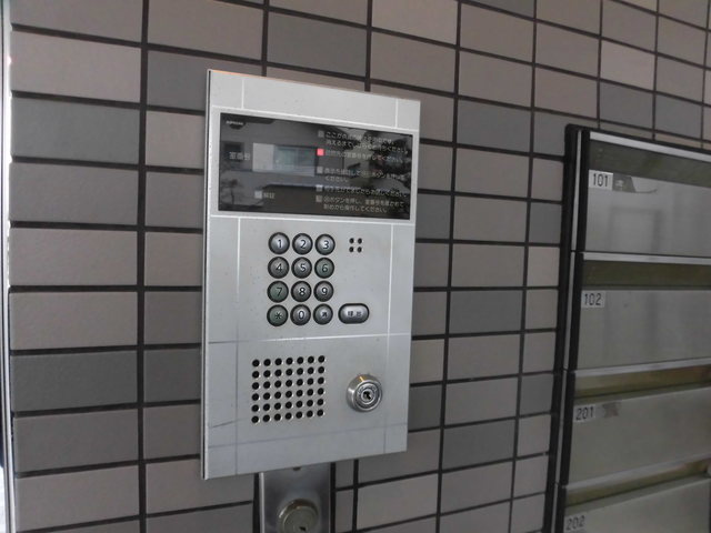 オートロックが付いておりセキュリティー面もバッチリです