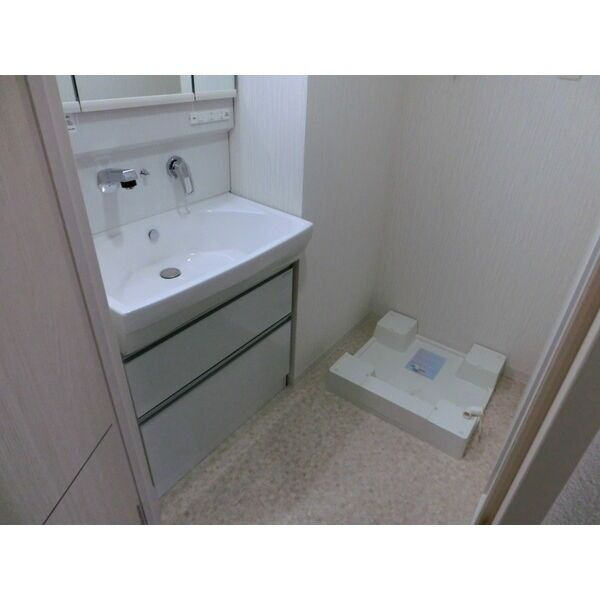 レジデンス ユウキ　名古屋市賃貸 仲介手数料無料の洗面所