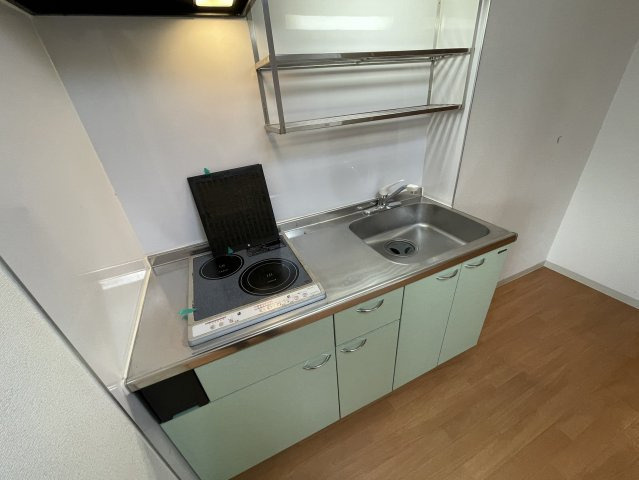 ２口IHコンロのシステムキッチンです。