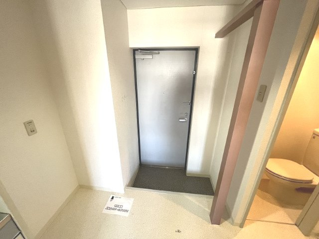 インターホンです