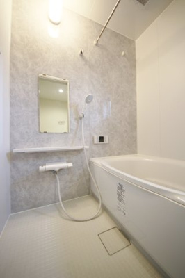 【浴室】 | リーブルファイン中宗岡 | ※同物件別号室参考写真