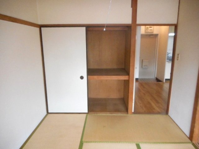 ライフ小島の収納