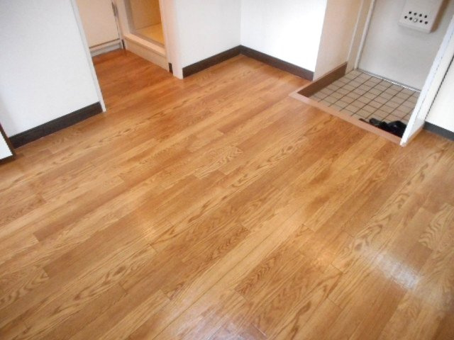 ライフ小島の内装