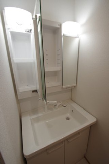 【独立洗面台】 | 【仲介手数料無料！！】府中市栄町２丁目　新築戸建て（全4棟）D号棟　5290万円