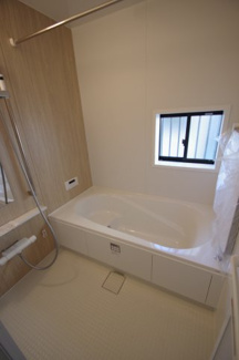 【浴室】 | 【仲介手数料無料！！】府中市栄町２丁目　新築戸建て（全4棟）D号棟　5290万円