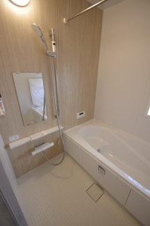 【浴室】 | 【仲介手数料無料！！】府中市栄町２丁目　新築戸建て（全4棟）D号棟　5290万円