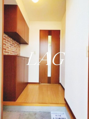 【玄関】 | メゾンマドリード | 玄関です。