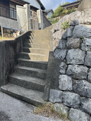 【その他】 | 売地　高知市福井町　＠14.1万 | 既存の階段。