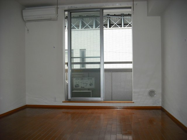 ミラーユ白山の居間・リビング