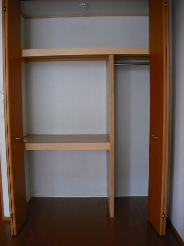 ミラーユ白山の収納