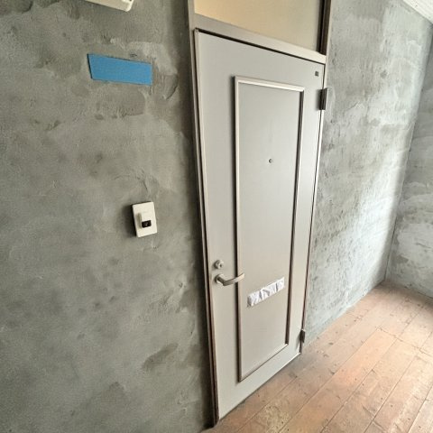 ONE'Sのエントランス